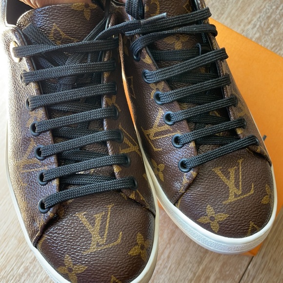 Louis Vuitton Frontrow Logo Sneakers Size 38 - Picture 13 of 16